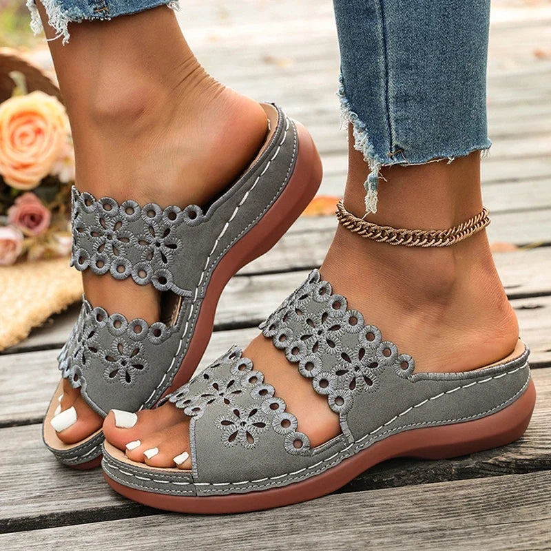 Vinatge Hollow Out Platform Sandals Women Lightweight Plus Size Wedges Sandles Woman Comfortable Thick Sole Casual Sandalias 43