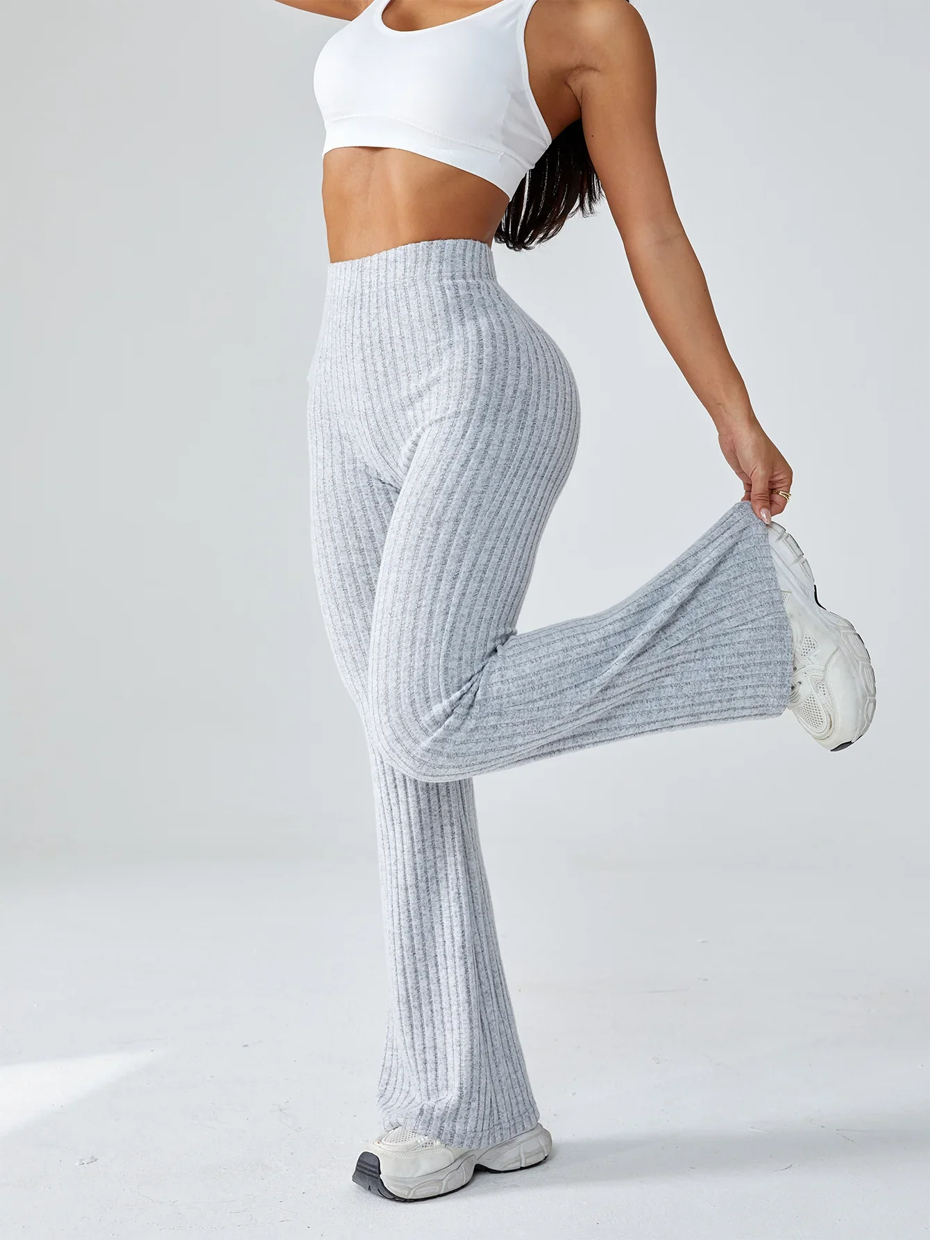 Hot Sales High-Waisted Breathable Flared Trousers Chic Athleisure Fitness Women Sports Yoga-to-Street Yoga Gym Pant 2025 Autumn