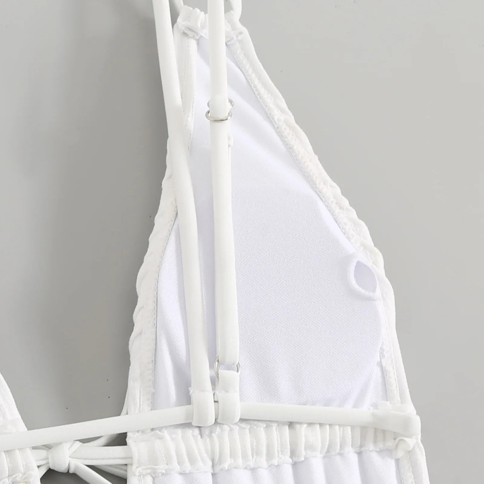 Sexy Wrinkled Swimsuit One Piece Deep V-Neck Bikini Thong Swimwear Bodysuits Women Biquini Bathing Suits Black and White 2 Color