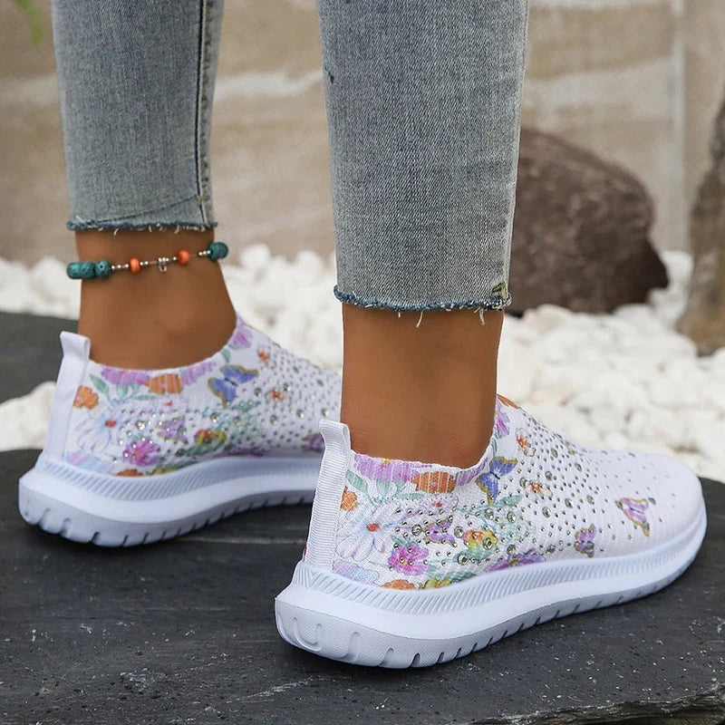 2025 Fashion Crystal Platform Sneakers Women Plus Size Slip On Flowers Printed Flats Woman Breathable Soft Sole Wakling Shoes