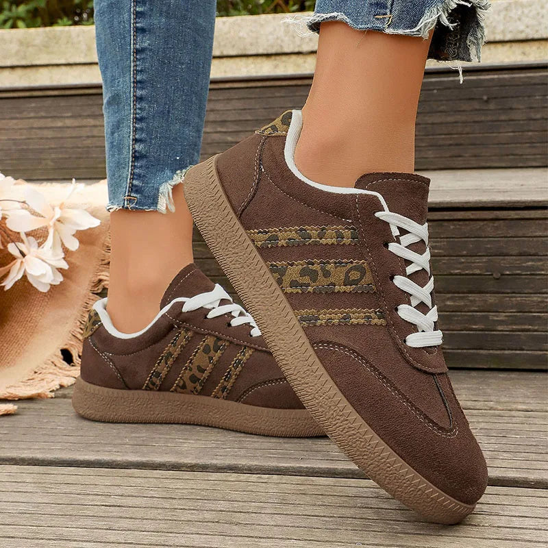 Plus Size 43 Leopard Print Flats Women Fashion Striped Lace Up Platform Sneakers Women Comfy Anti Slip Soft Sole Sport Shoes