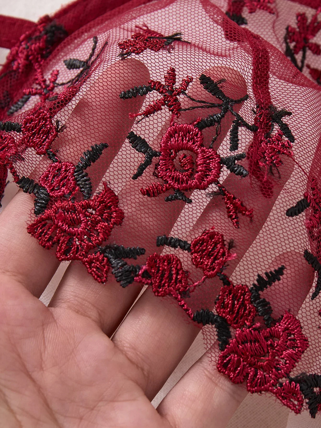 Wine Red Embroidered Floral Lingerie Set - Sexy Bra And G-string Combo with Heart Decoration Underwear Set for Women ZA824026