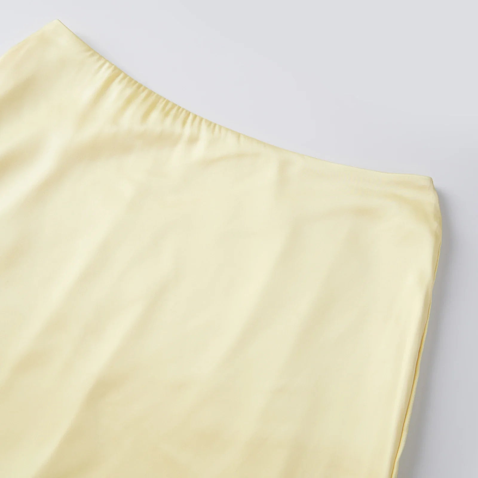 Women Solid Color Satin Long Skirs Elegant Low Waist Lace Patchwork Flowy Summer Skirt for Casual