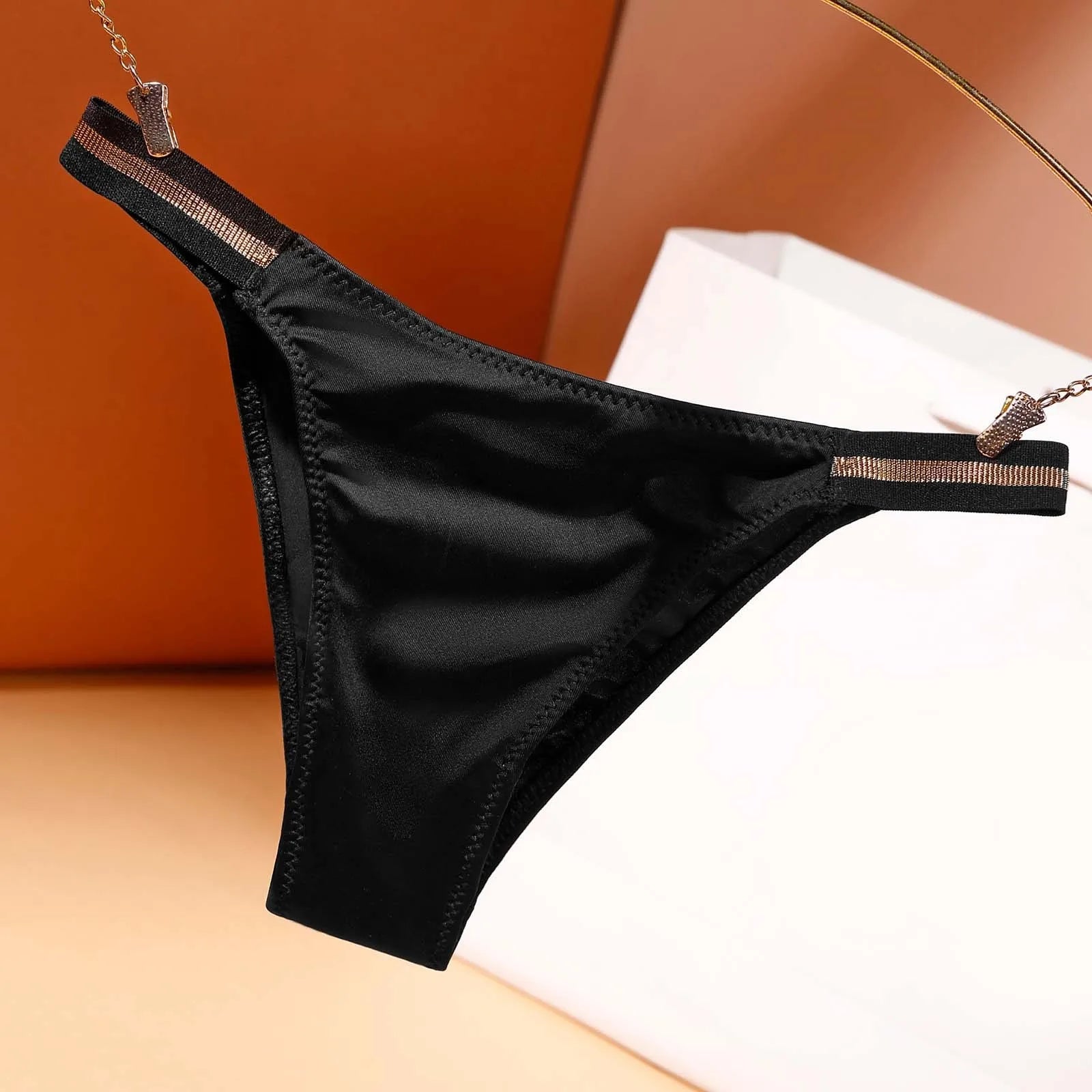 2026 Sexy Thongs For Women Cotton Comfy Underwear Low Rise Panties Woman G String Briefs For Nightwear трусы женские 부부생활 속옷