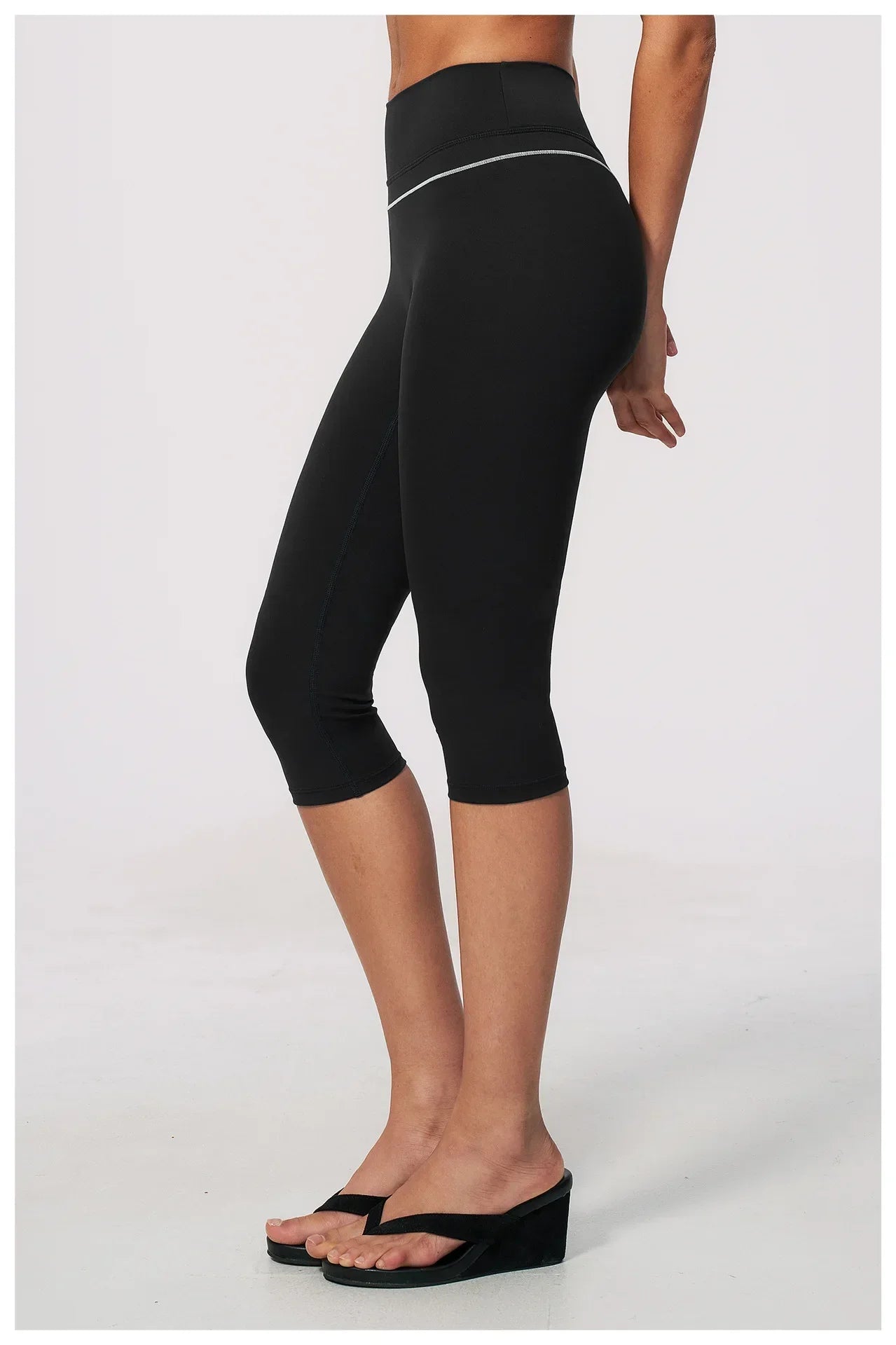Hip Lifting Midi Length Yoga Pants Women Contrast Color Gym Sports High Waist Capri Trousers Breathable Fitness Running Leggings