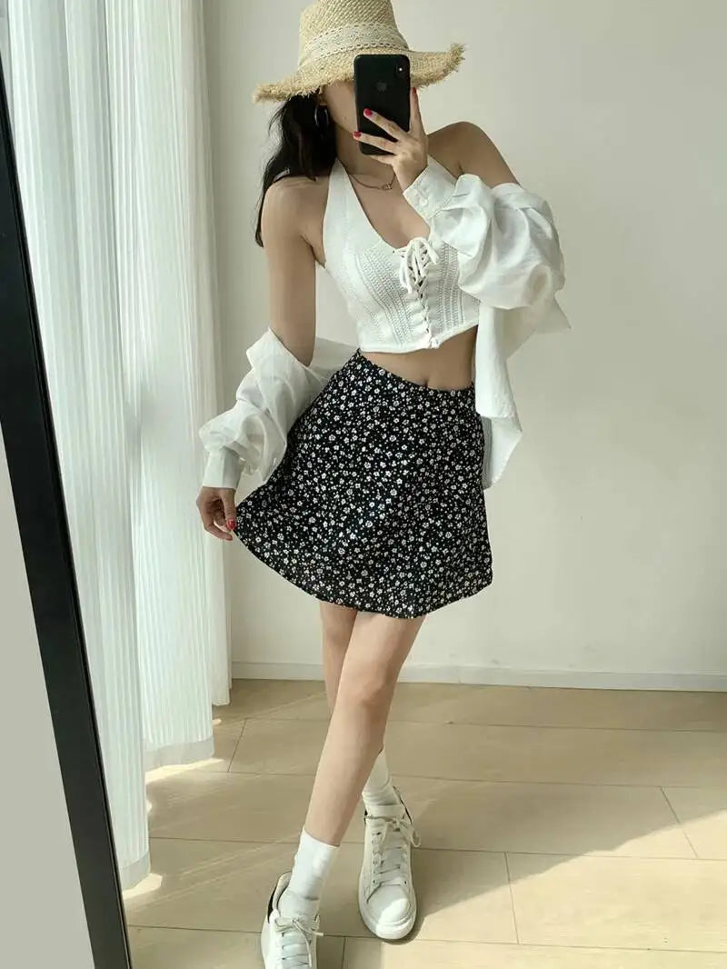 2026 Summer New Retro Vacation Style Small Floral Half Skirt High Waisted Wrap Buttocks Elegant Sweet Slim Short Skirt 06AH