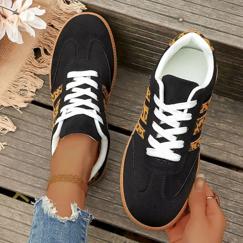 Plus Size 43 Leopard Print Flats Women Fashion Striped Lace Up Platform Sneakers Women Comfy Anti Slip Soft Sole Sport Shoes