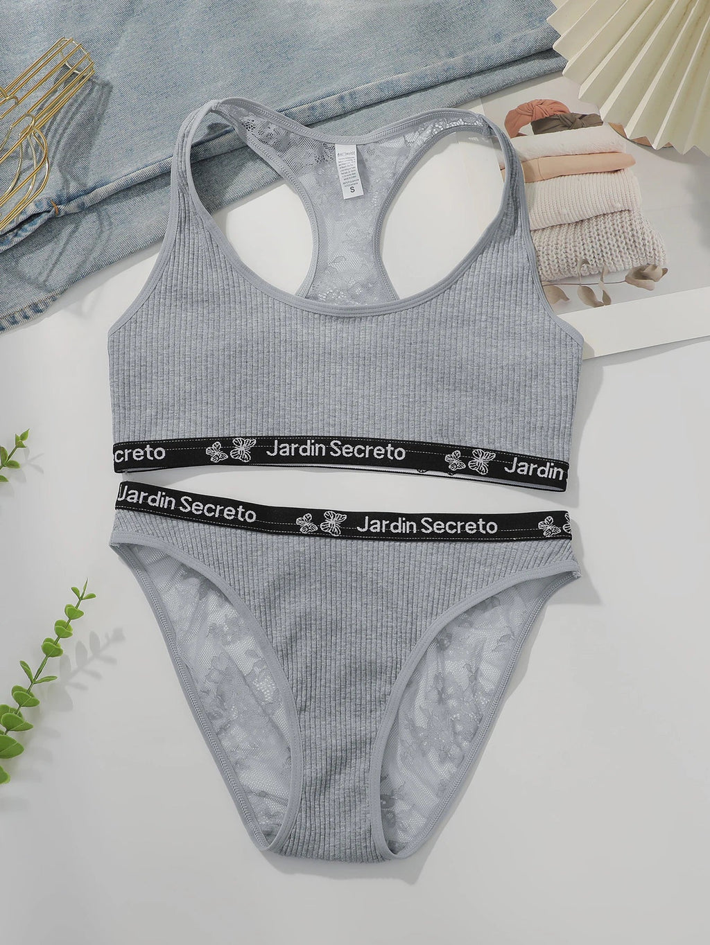 without chest cushion Grey lace elegant no steel ring sexy sports suit yoga women's casual underwear set C3472