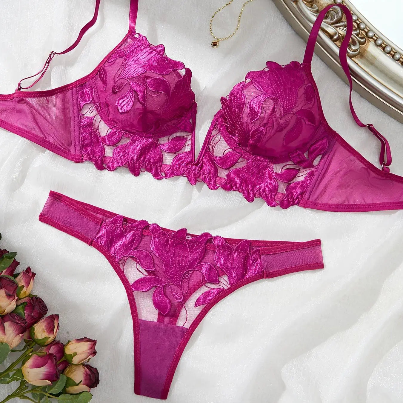 Floral San Valentín encantador breve panty ropa interior Sexy camisón elegante V ropa interior breve conjunto para dama
