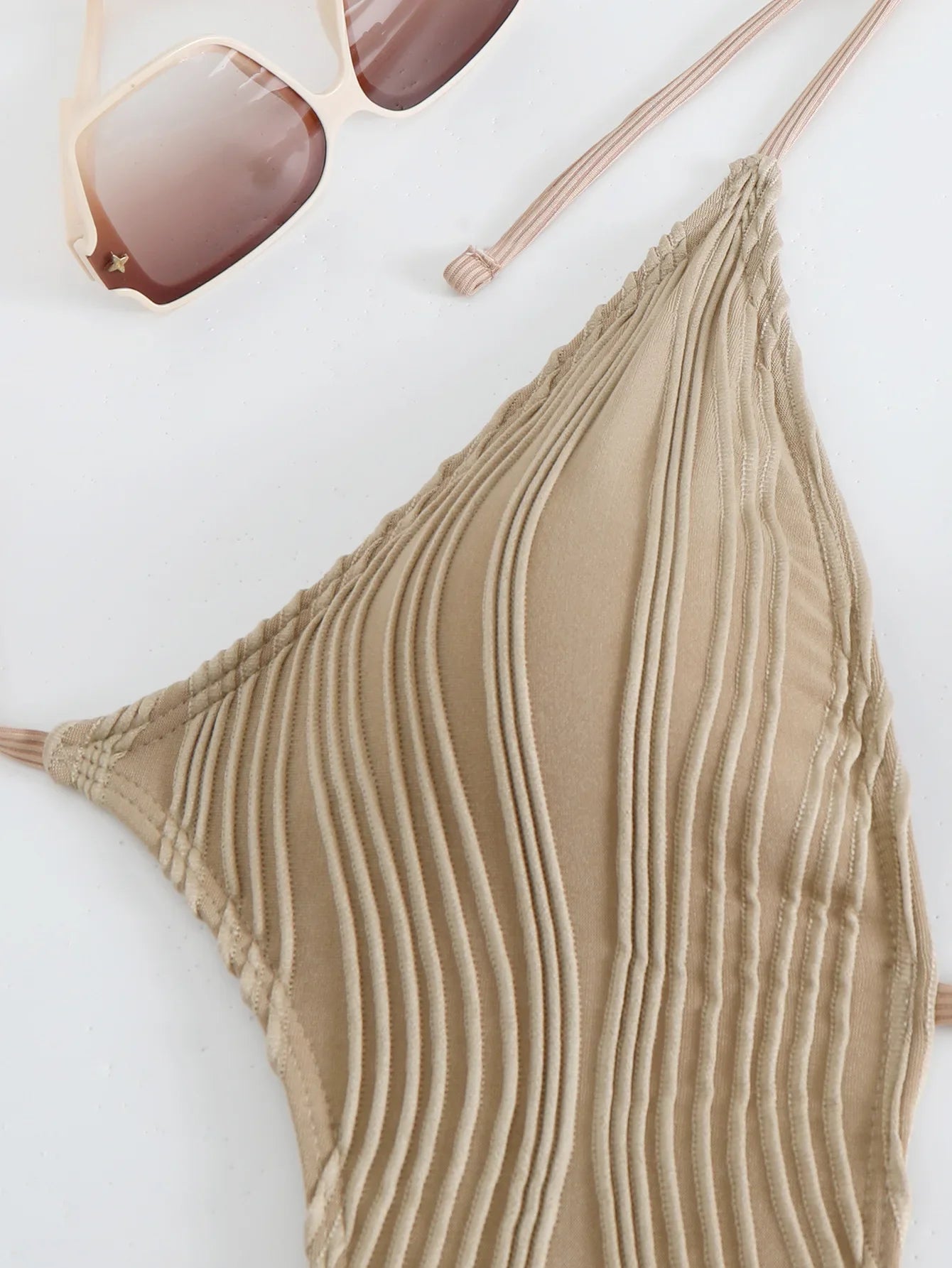 S - XXL Halter V Neck Wrinkled Female Swimwear One Piece Swimsuit Women Backless Monokini High Cut Bathing Suit Swim Beach Wear