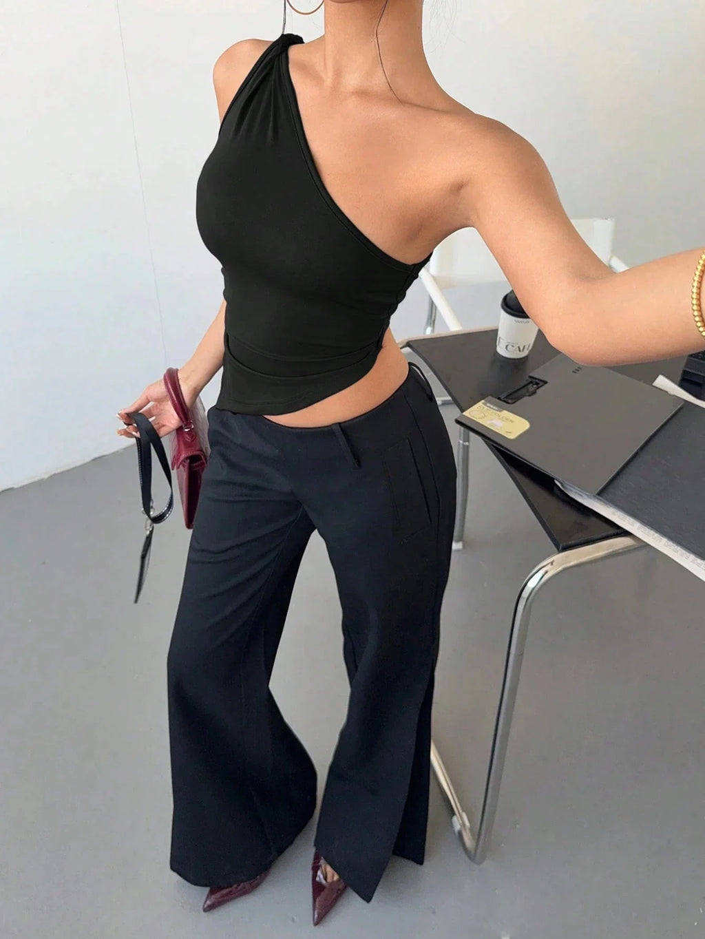 Women's Sexy One Shoulder Asymmetry Hem Crop Top Shoulder Knot Desigh Backless Slim Fit Cami Top streetwear 2025 Summer