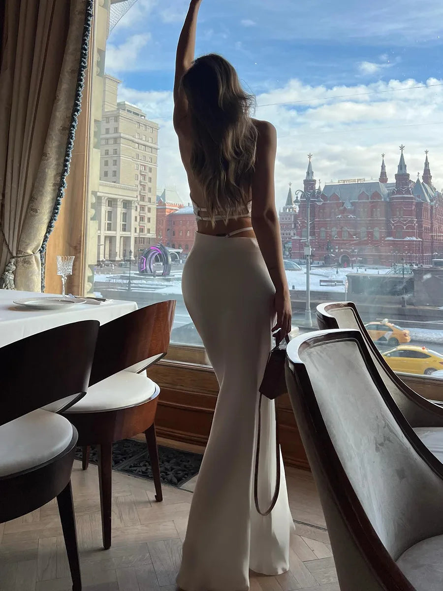 Elegant Halter Neck Backless White Tank Tops Women 2026 Summer Sexy Off Shoulder Buttons Crop Top High Street Lady Solid Vests