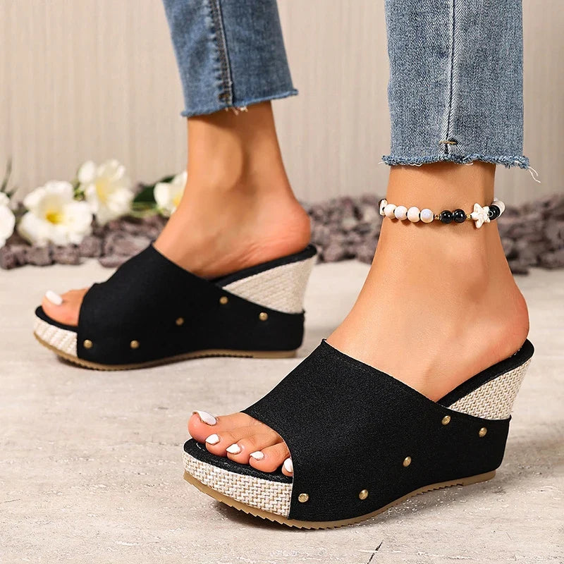 Women's Wedge High Heel Sandals Summer Rivets Chunky Platform Slippers Women Plus Size 43 Peep Toe Thick Sole Sandles Woman