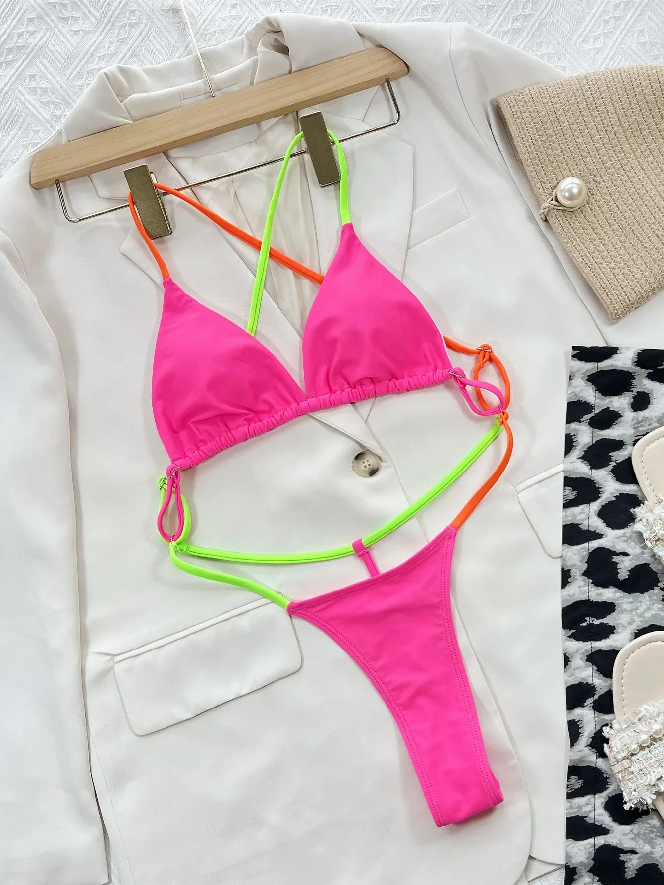 2026 New Sexy One Piece Swimsuit Swimwear Women Solid Patchwork Corss Straps Bathing Suit Beachwear Thong Maillot De Bain Femme