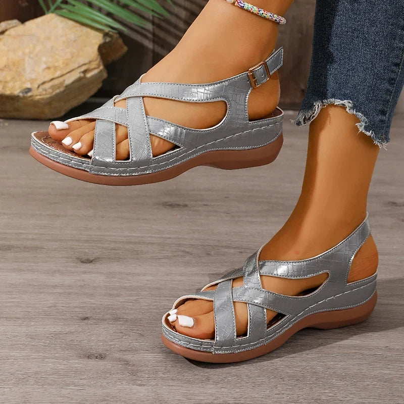 Rome Style Cross Strap Wedges Sandals Women Summer Lightweight Platform Sandles Woman Plus Size 43 Peep Toe Gladiator Sandals
