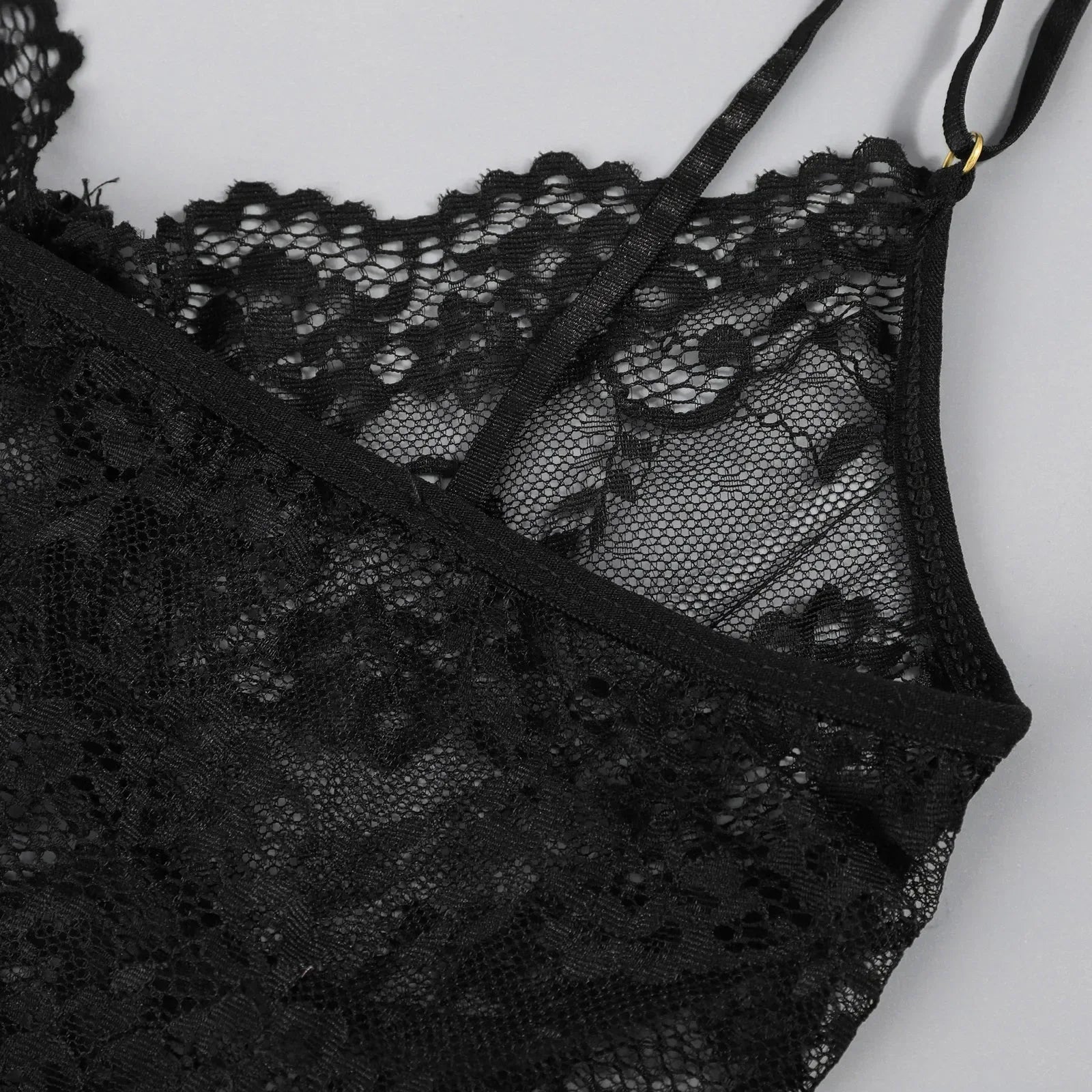 Porn 3pcs Lace Underwear Set Women Sexy Lingerie Halter Bra and Panties Garter Intimate Erotic Babydolls Sex Costumes