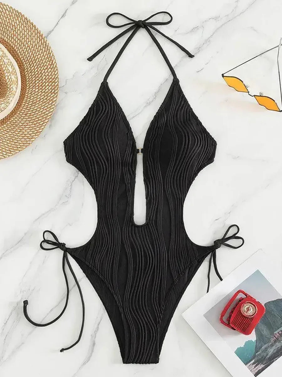 S - XXL Halter V Neck Wrinkled Female Swimwear One Piece Swimsuit Women Backless Monokini High Cut Bathing Suit Swim Beach Wear