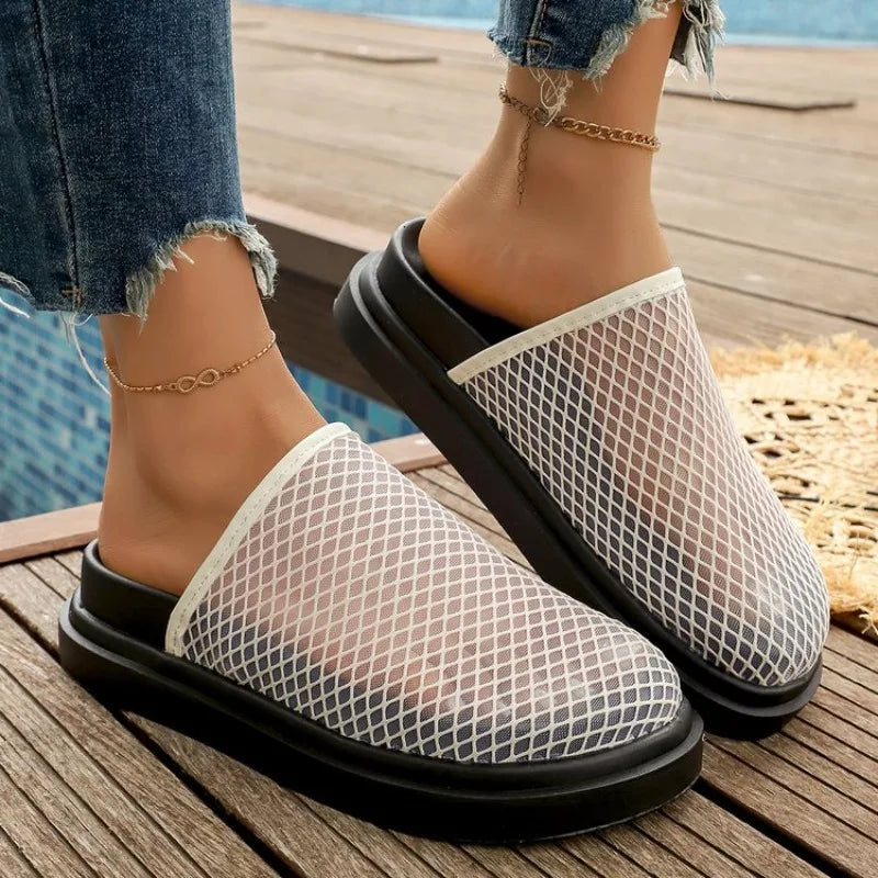 Flat Bottom Sandals Women's Summer New  Outdoor Beach Holiday Slippers Soft Sole round Head