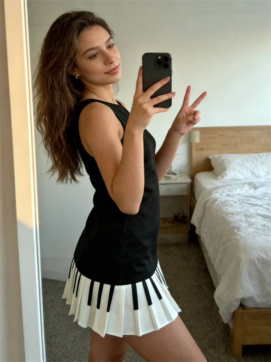 2026 Summer Women's Tank Dress Summer Crew Neck Sleeveless Patchwork Pleated Mini DressCasual Punk Streetwear