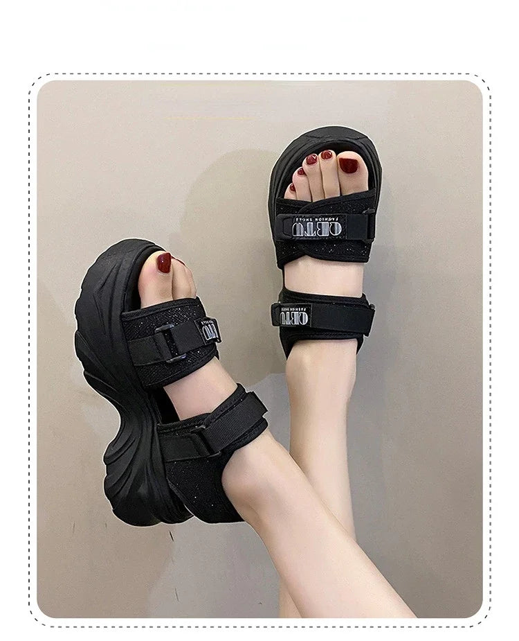 New Sports Sandals for Women Flat Bottomed Beach Shoes Thick Soled Casual Women Shoes Sandalias De Mujer 2025