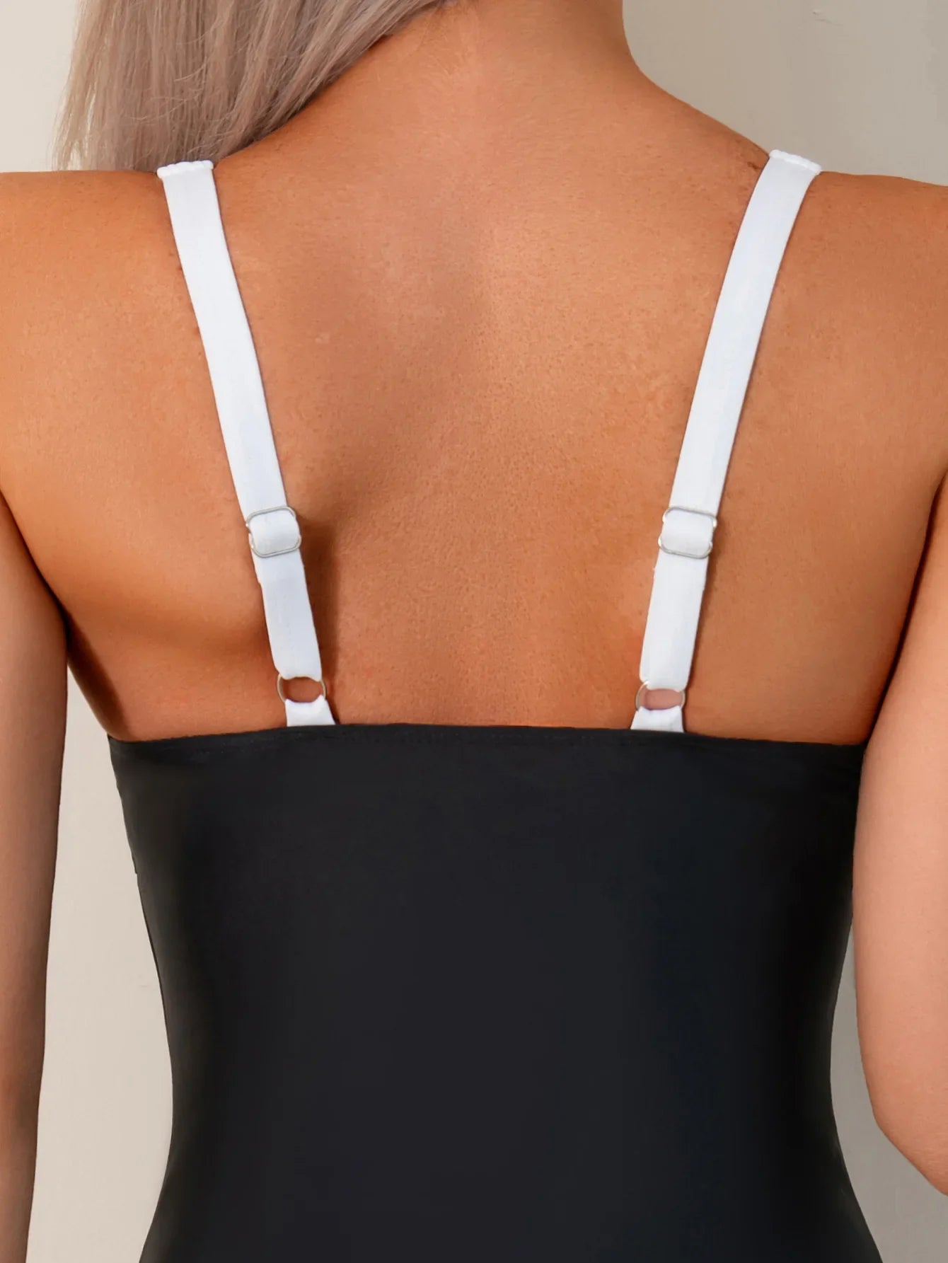Sexy V Wire Swimwear Women 2025 White Black Contrast Slim Tummy Control One Piece Swimsuit Beach Backless Bathing Suit Monokini