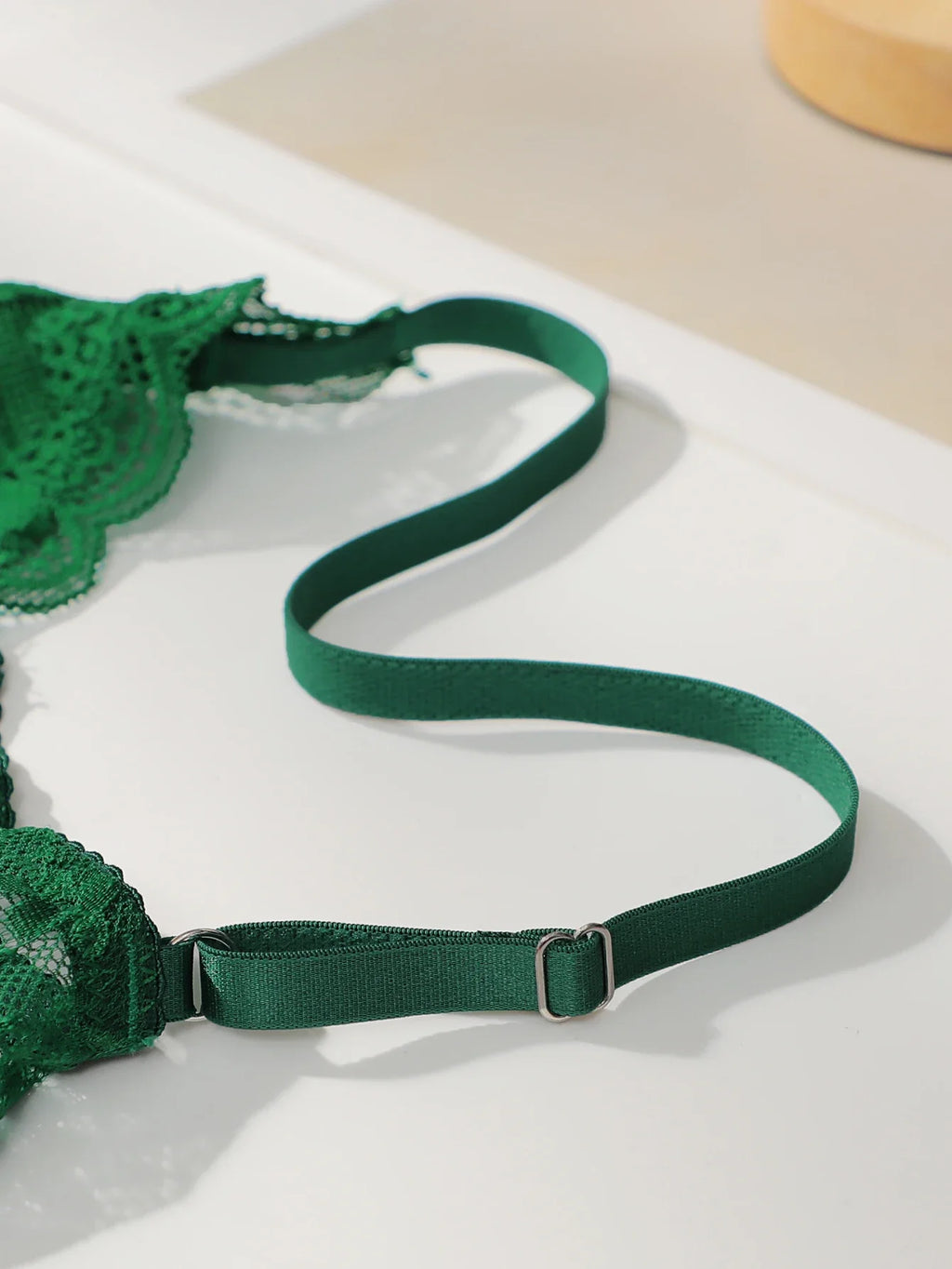European and American green lace lingerie camisole vest women's gathering bra sexy breathable thin women's braissere MR2641