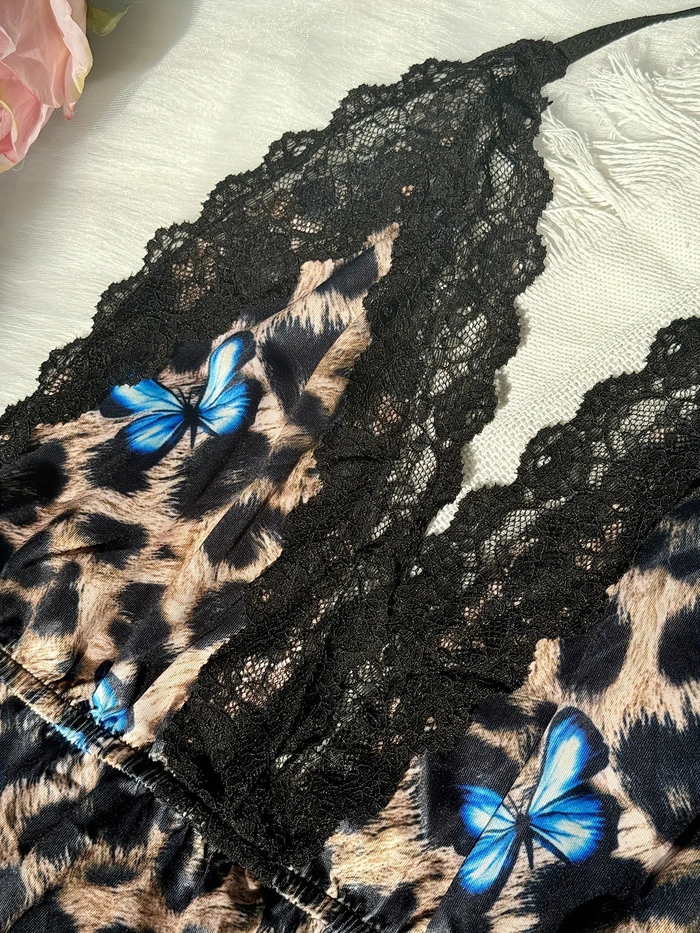 Women Leopard Print Lace Nightgown V Neck Cami Sleepwear Adjustable Spaghetti Strap Side Slit Lounge Dress