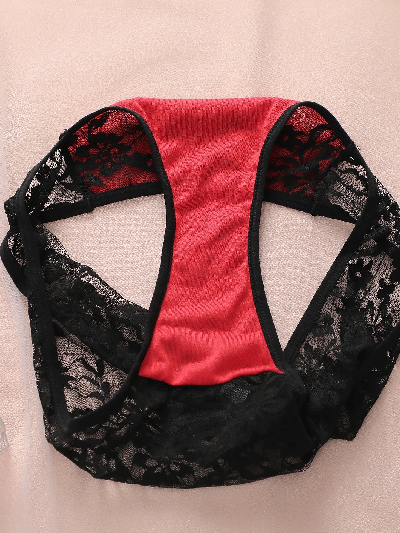 Hot Selling Women's Sexy Gathering Anti Sagging Black Lace Flower Contrasting Design With Double Buckle Adjustable Bra A2427