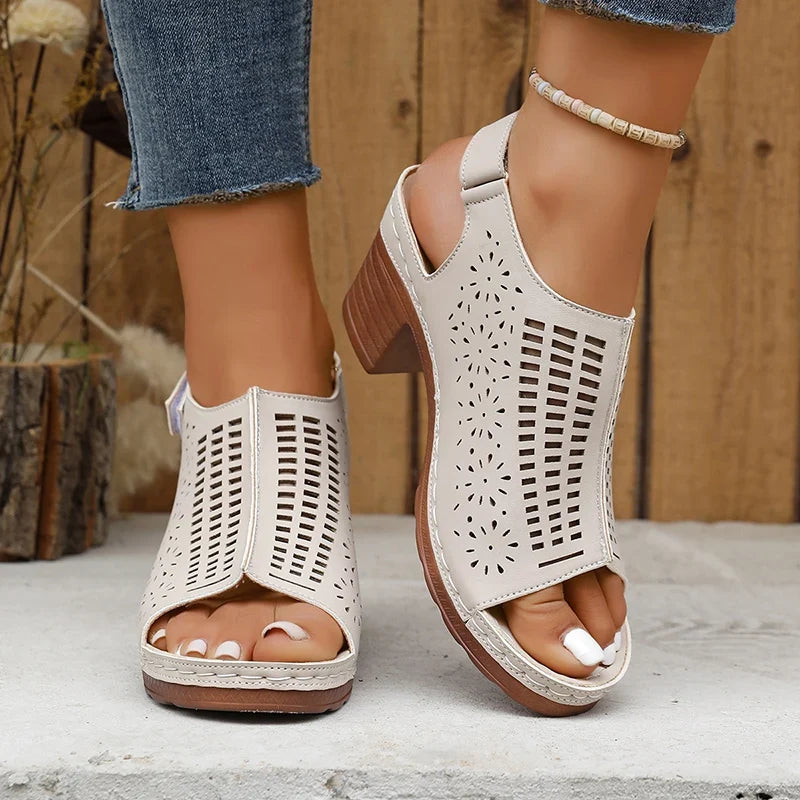 Retro Hollow Out Thick Heeled Sandals for Woman Summer Lightweight High Heels Sandals Women Plus Size Outdoor Platform Sandles