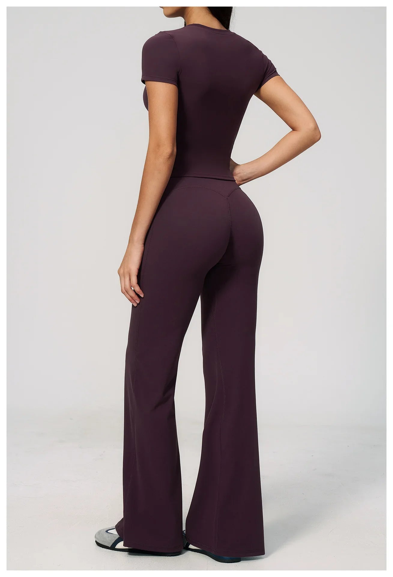 Creamy 2 Pieces Workout Suit Women Yoga Outfits Short Sleeve O Neck Slim Sports T Shirts High Waist Flare Pants Gym Fitness Sets