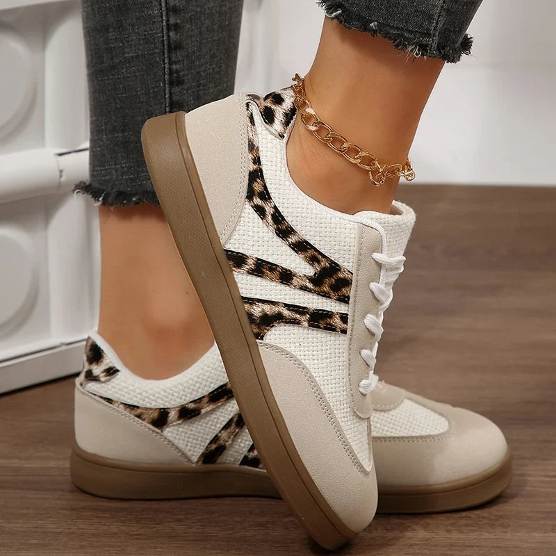 Breathable Flat Heels Sneakers Women Plus Size 43 Soft Bottom Lace Up Sport Shoes Woman Non Slip Comfortable Walking Shoes 2025