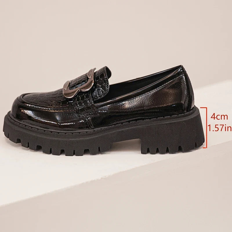Fashion Metal Decor Platform Loafers Women 2026 Slip On Thick Sole Oxford Shoes Woman Plus Size Snake Pattern Pu Leather Shoes