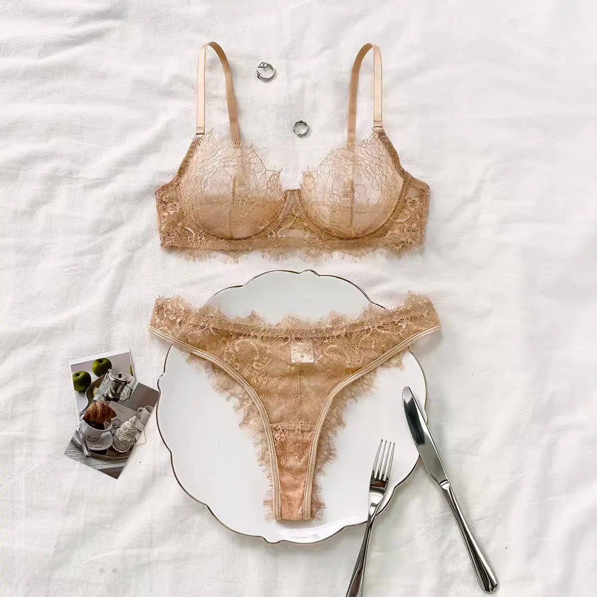 Ladies' Basic Style Thin Lace Bra And Panty Set Seamless Single Layer Eyelet Underwear Comfortable Intimate Apparel