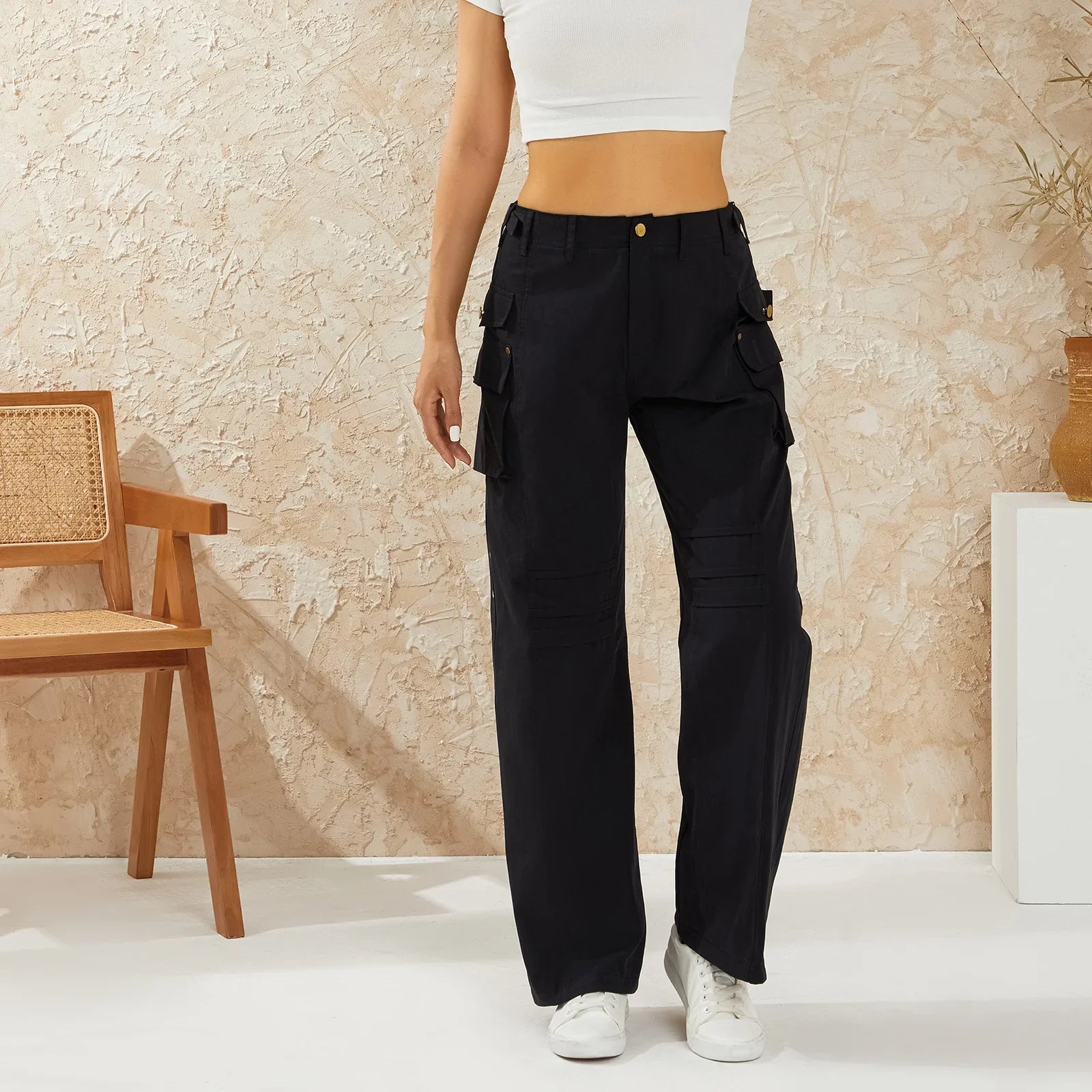 Women Solid Color Loose Cargo Pants Zipper Button Closure Casual Street Trousers with Pockets Black/Khaki/Wine red/Army Green