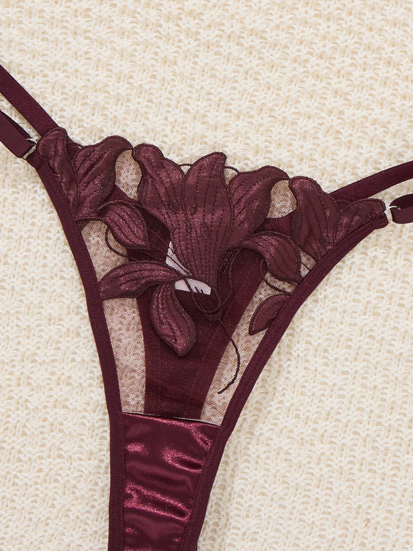 Purple French-Style Floral Embroidery Lace Lingerie Set, Sex and Soft Steel-Bra Cup Supporting Bra, Valentine's Day Party ZA8240
