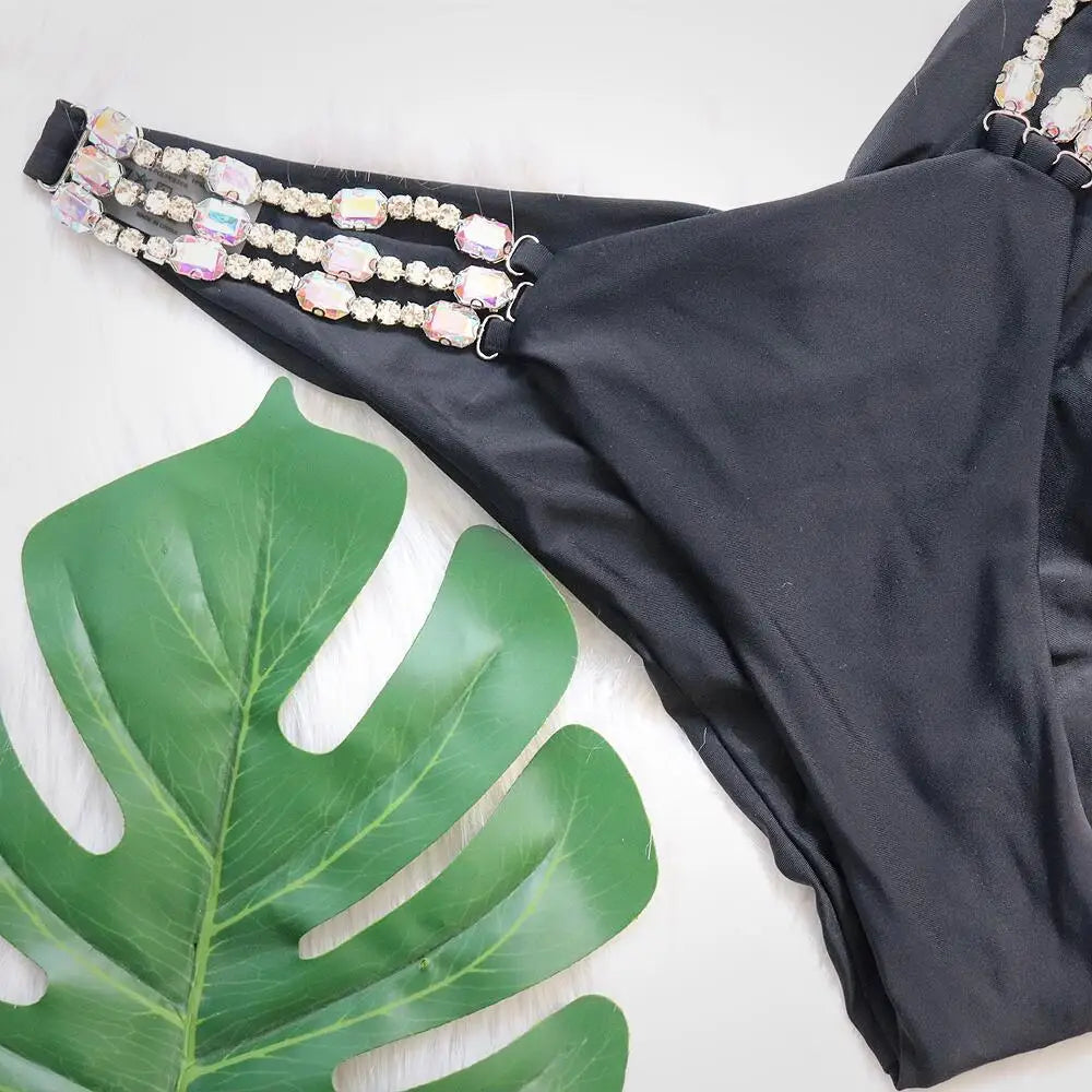 3 Colors Sexy Bikini Women Rhinestone Chain Swimwear Swimsuit Halter Bikinis Set Bathing Suit Beach Holiday Bikini Luxe Female