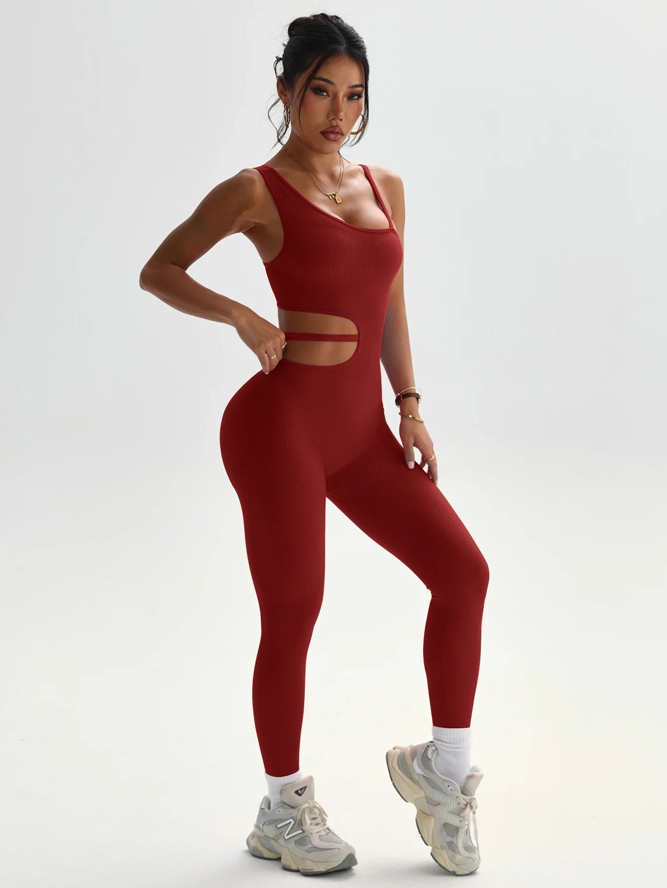Beautiful back design, sexy one-piece yoga leggings, suitable for women's breathable quick-dry sports bodysuits