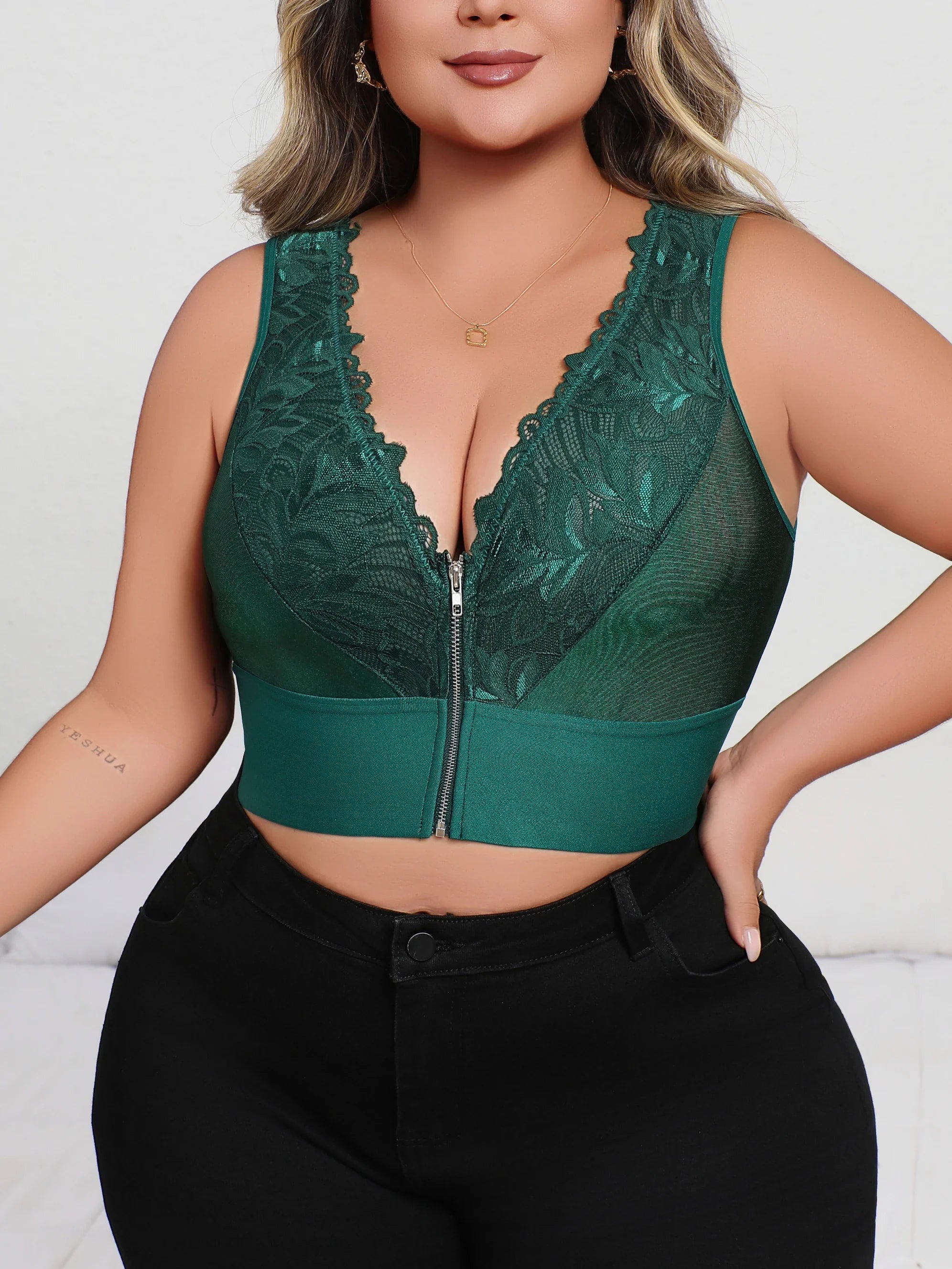 New Arrival Plus Size Dark Green Sexy Embroidered Lingerie, Plunge Push-up Bra with Front Zip