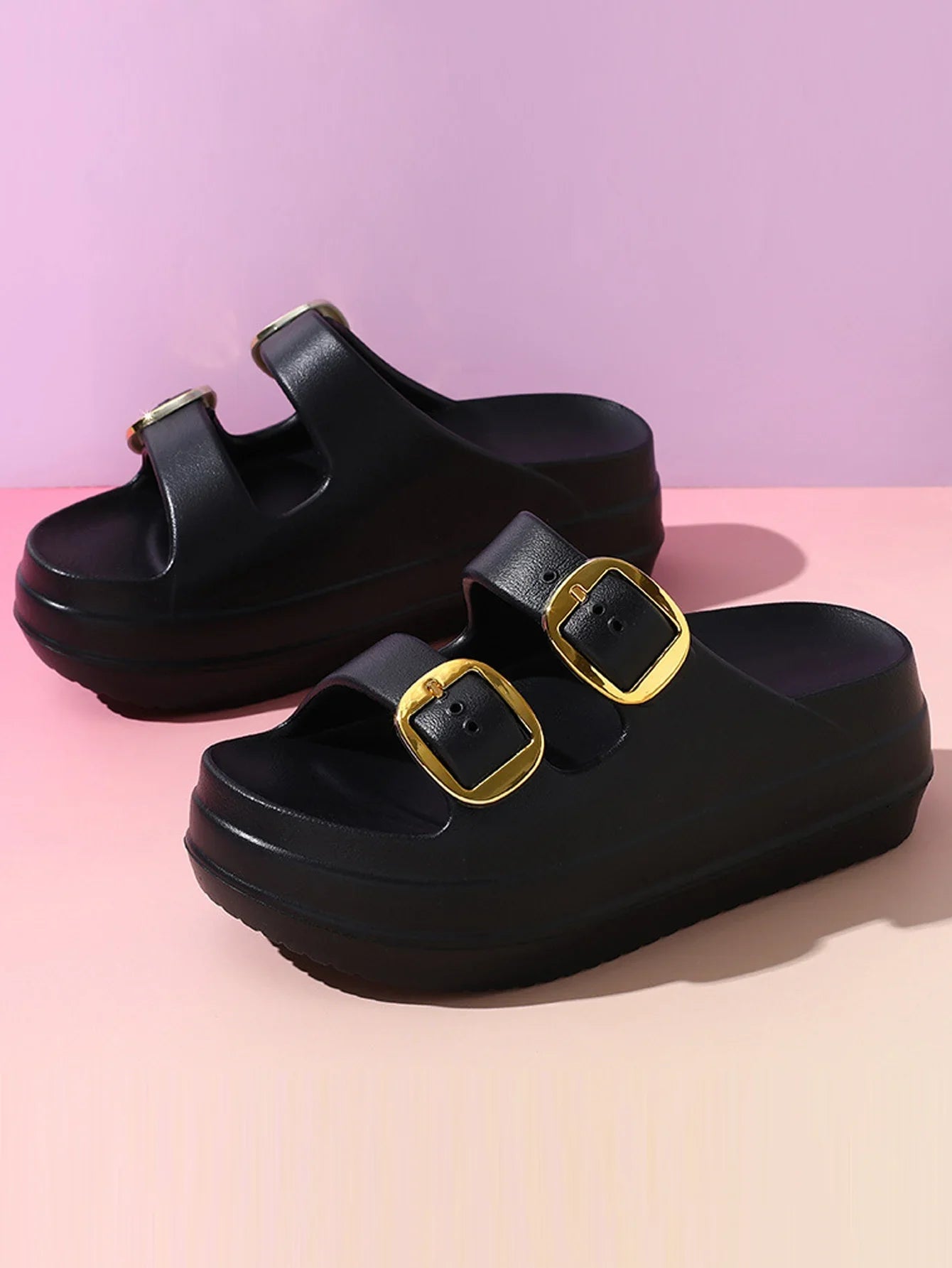 Women's Slippers Solid Color One Line  Thick Soles Anti Slip and Wear-resistant Fashionable Simple Indoor Outdoor Beach Sandals