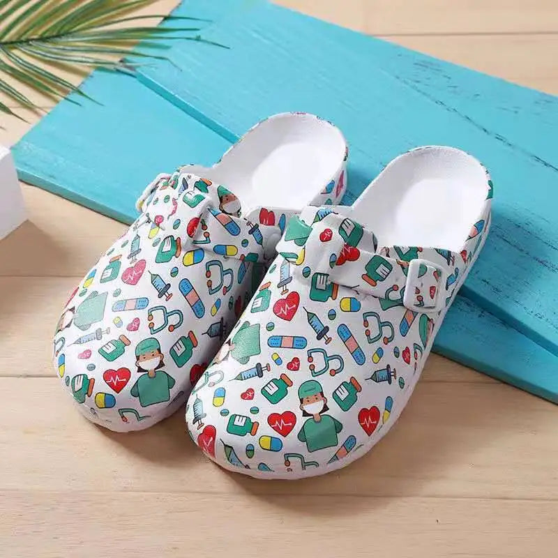 Medical Shoes EVA Non-slip Laboratory Doctor Clogs Non-slip Nurse Surgical Slides Casual Beach Womens Indoor Work Slippers