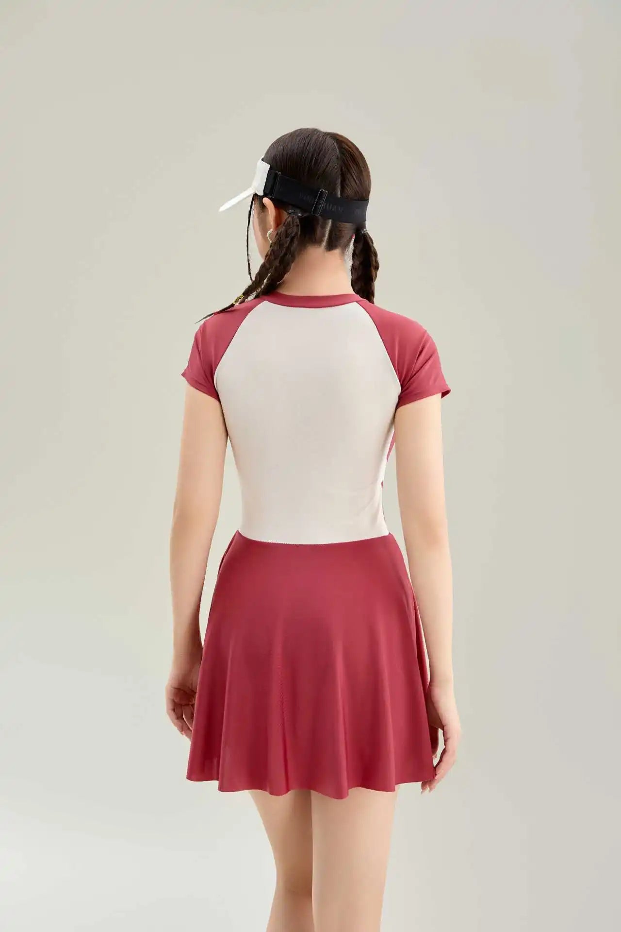 New Sports One-piece Fashionable Swimsuit for Women, Color Blocked High Waist, Belly Covering, Slimming Skirt, Vacation Swimsuit