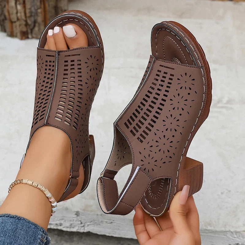 Retro Hollow Out Thick Heeled Sandals for Woman Summer Lightweight High Heels Sandals Women Plus Size Outdoor Platform Sandles