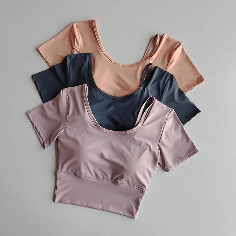 Women's Quick-Dry Yoga Sports Top with Chest Cushion Sexy Short-Sleeved Fitness T-Shirt Tight-Fitting Navel Revealing Yoga Suit
