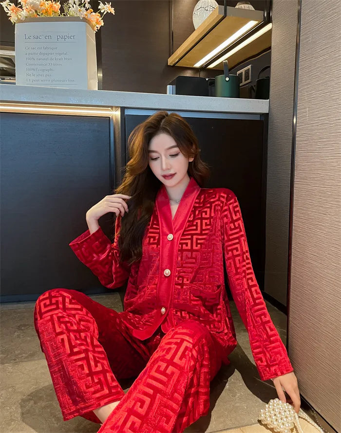 Autumn and winter new gold velvet pajamas V-neck Korean velvet sweet and sexy lace home clothes