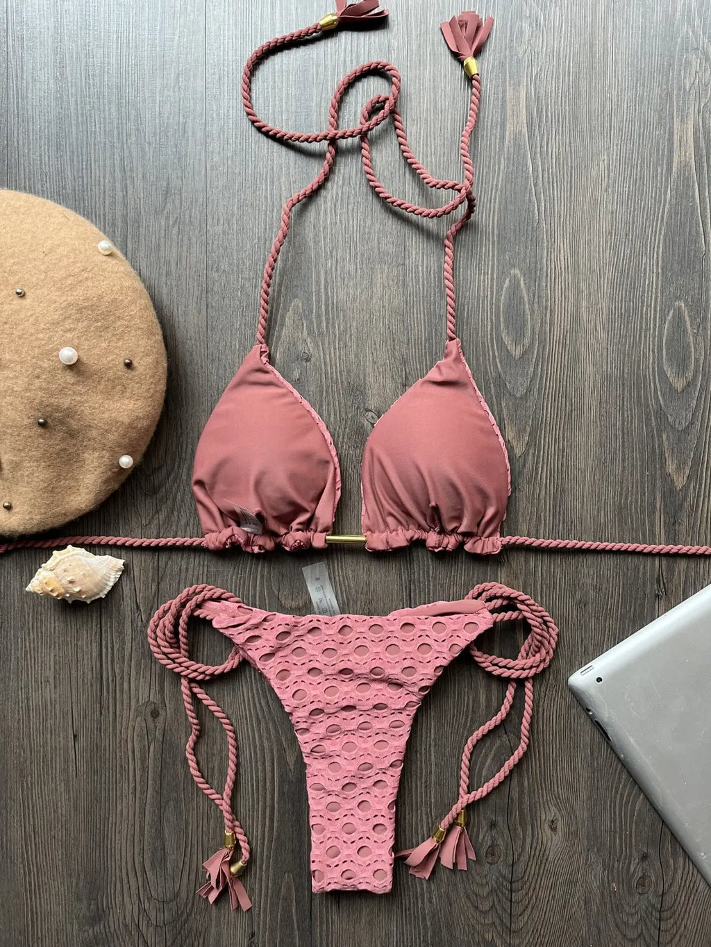 New Red Special Fabric Bikini Set Sexy Women's Hollow Fabric Split Swimsuit Summer Beach Bikini