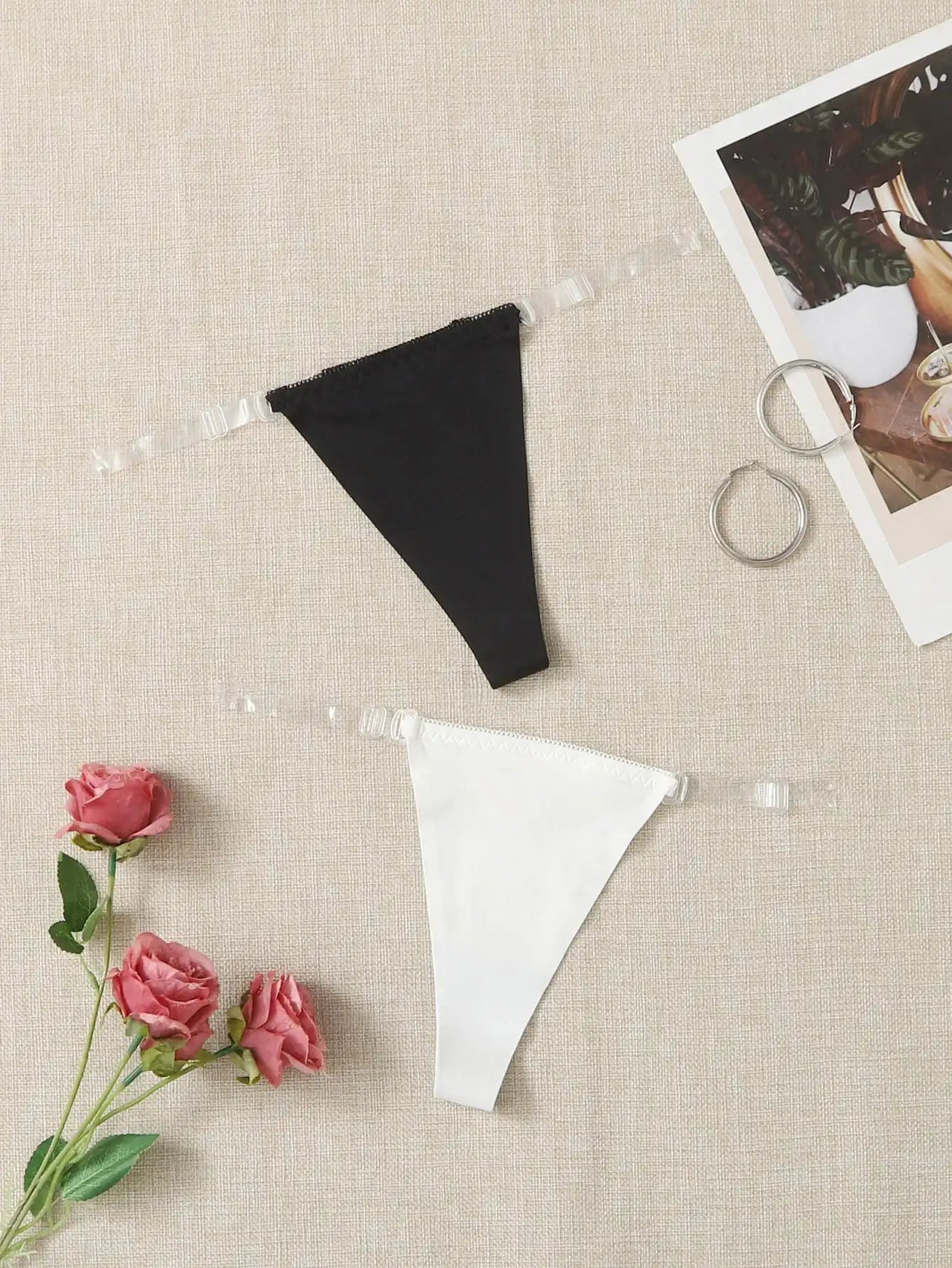 Ladies Sexy Invisible Casual Comfortable Black And White Solid Color Thong Combination C314