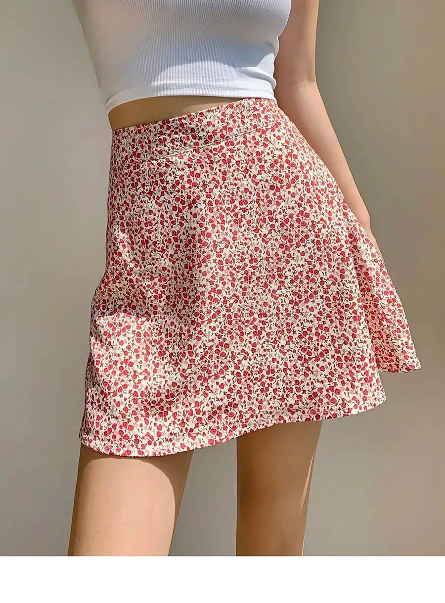 2026 Summer New Retro Vacation Style Small Floral Half Skirt High Waisted Wrap Buttocks Elegant Sweet Slim Short Skirt 06AH