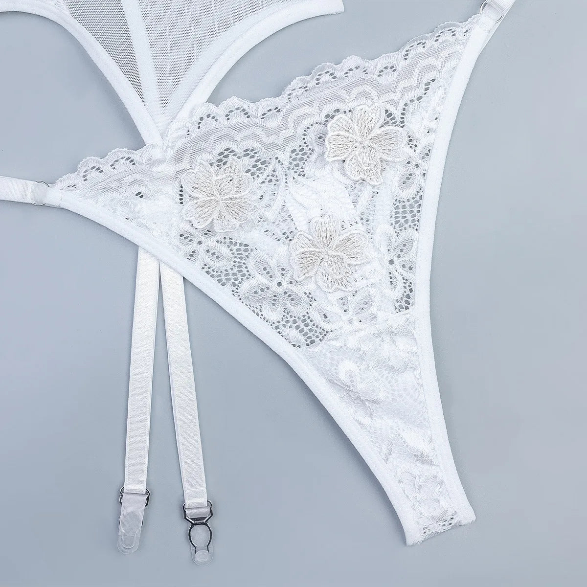 Toucheart Embroidery Floral Sexy Lingerie Panty Garters3PCS Skinny Plunge Patchwork See-through Romantic Private Interesting Set