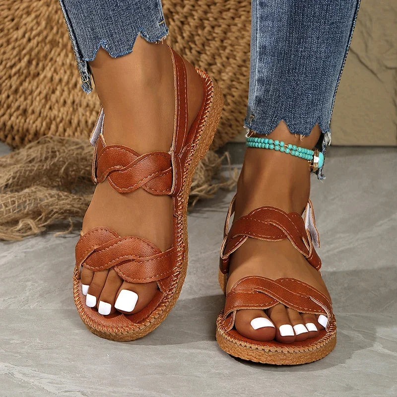 Summer Flats Rome Sandals for Women 2025 Woven Band Non Slip Beach Sandles Woman Plus Size 36-43 Back Strap Sandalias De Mujer