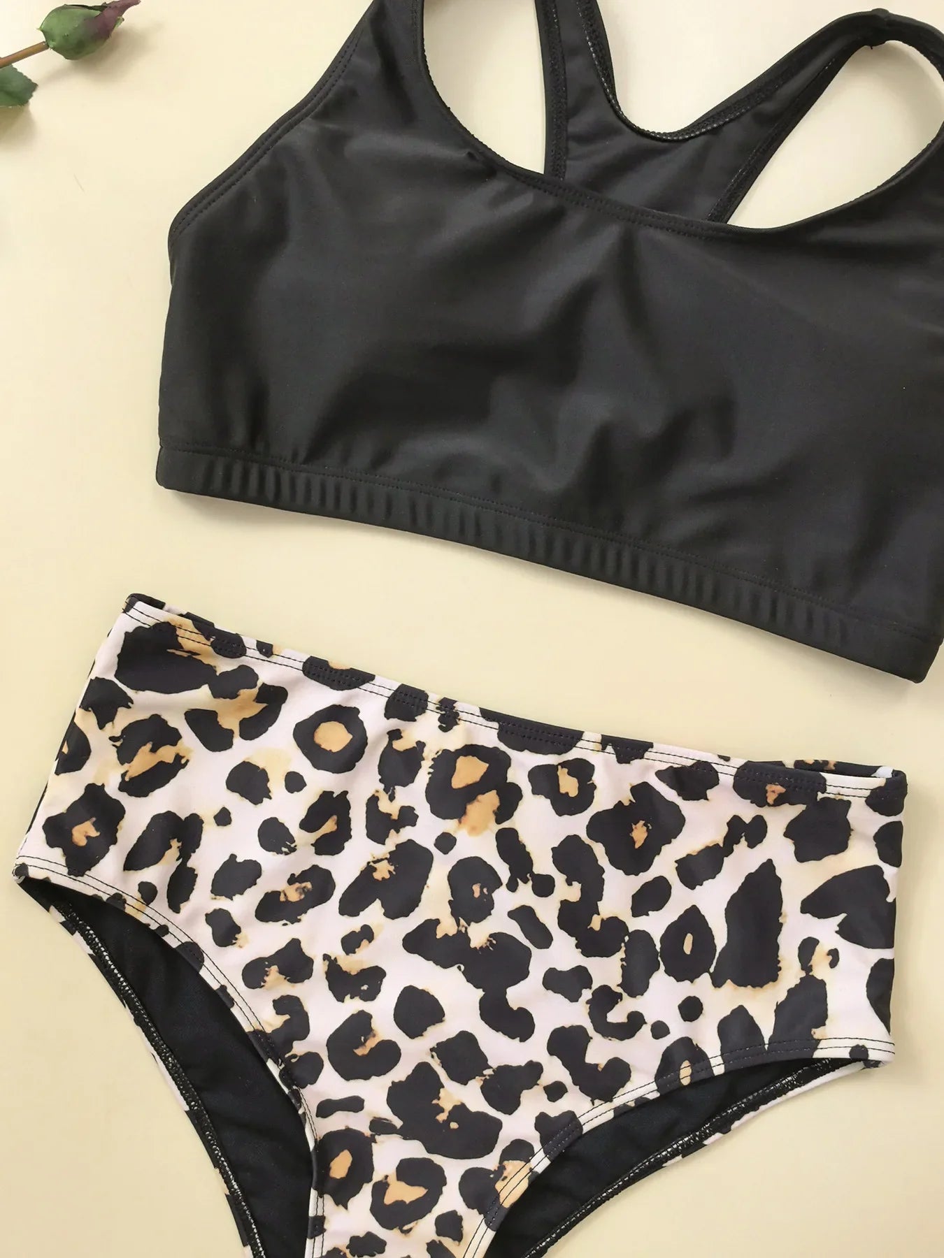 Women Leopard Print Lips Vest Bikinis Sets Three Pieces with Perspective Mesh Cover Crop Tops Swimsuit Bathing Suit Biquini